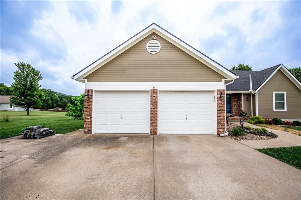 29549 Hedge Lane — photo 45