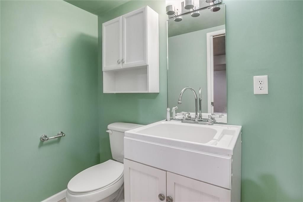 16705 Bradley Avenue — photo 22