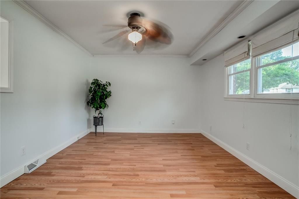16705 Bradley Avenue — photo 6