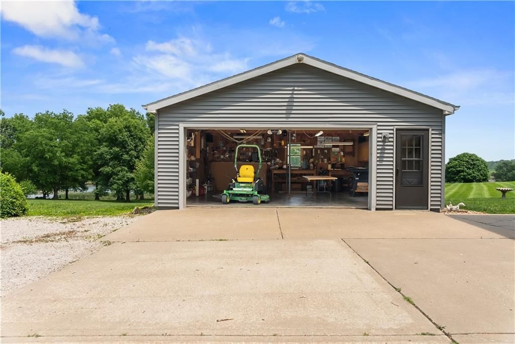 13711 Marie Place — photo 38