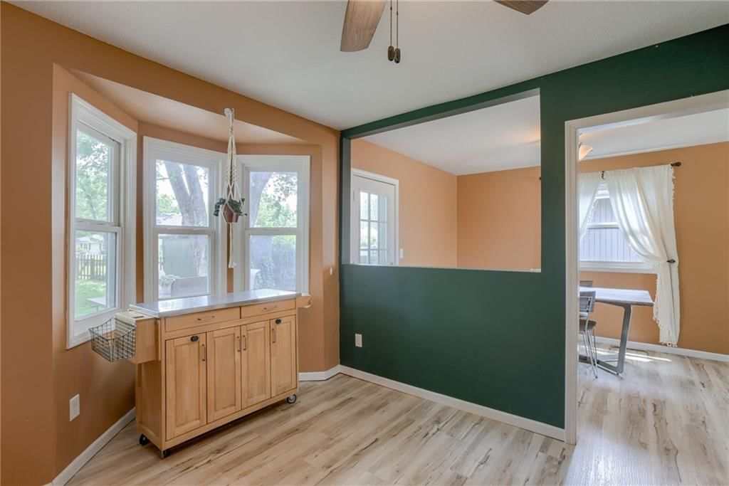 5829 N Denver Avenue — photo 9