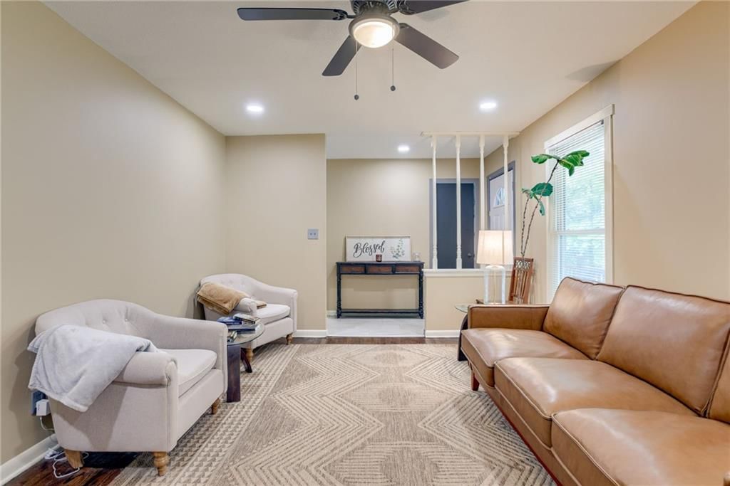 11607 Delmar Drive — photo 4