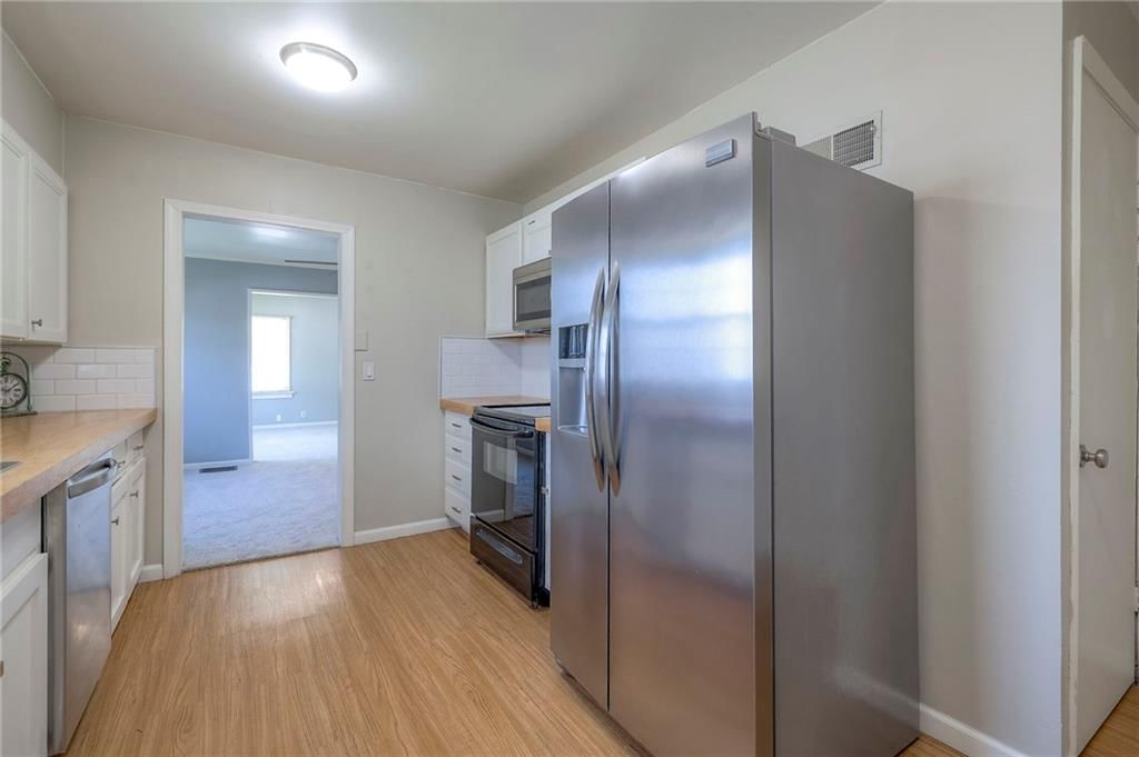 5425 Quivira Road — photo 15