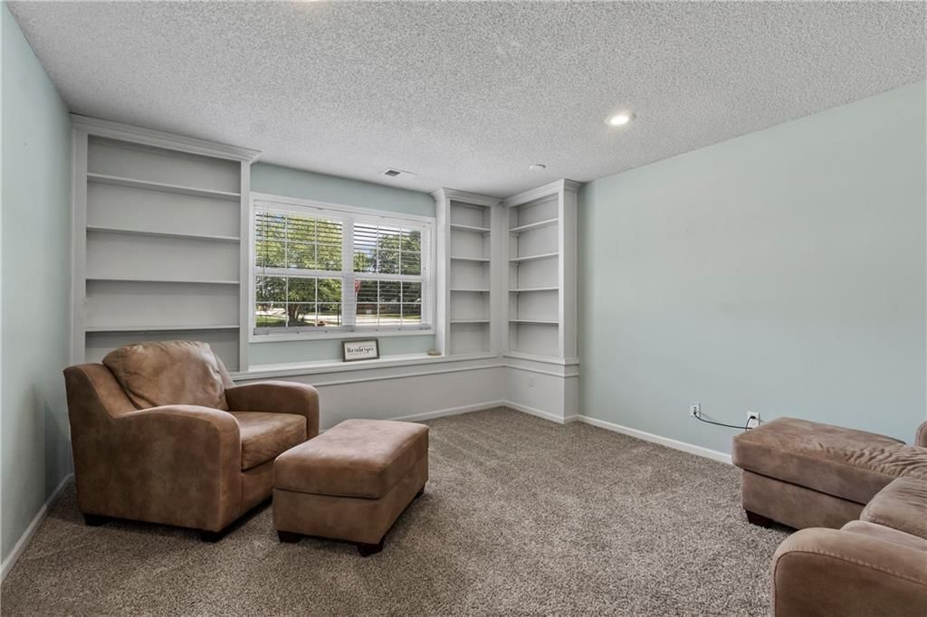 517 Parma Way — photo 17