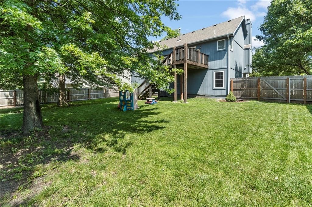 517 Parma Way — photo 24