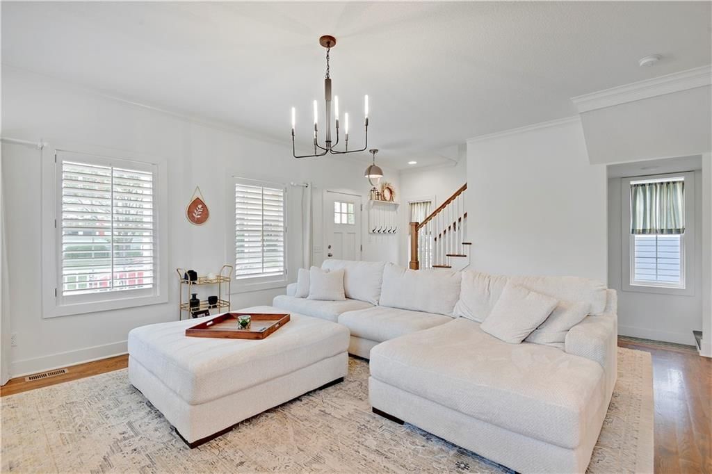 920 SW Loula Drive — photo 8