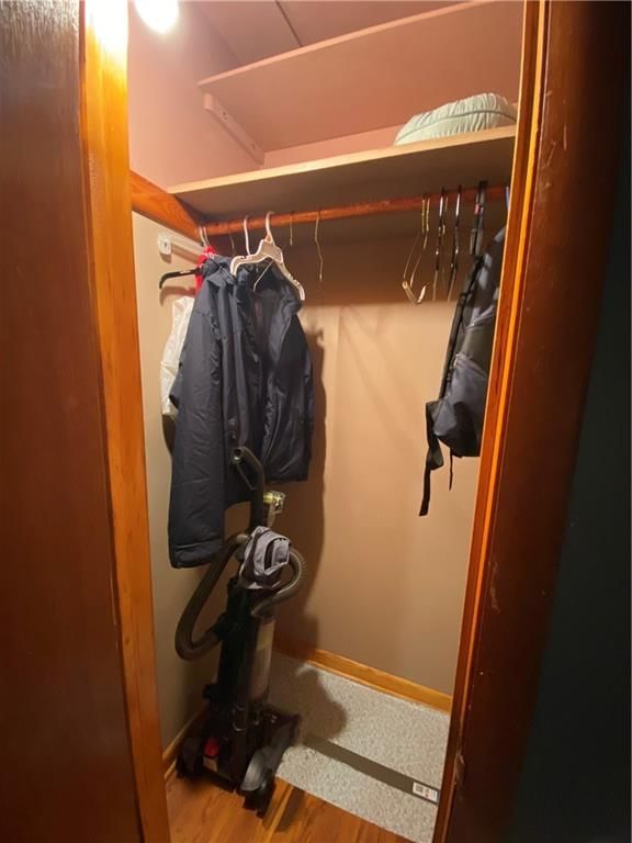 6514 ROWLAND Avenue — photo 10