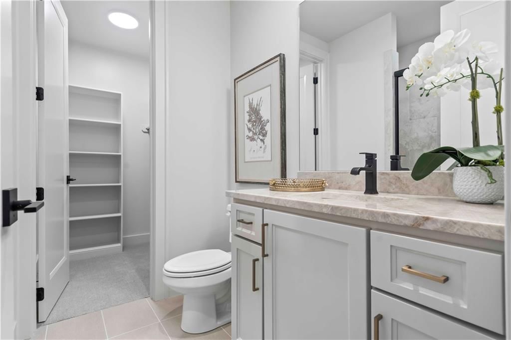 16010 Glenfinnan Way — photo 72