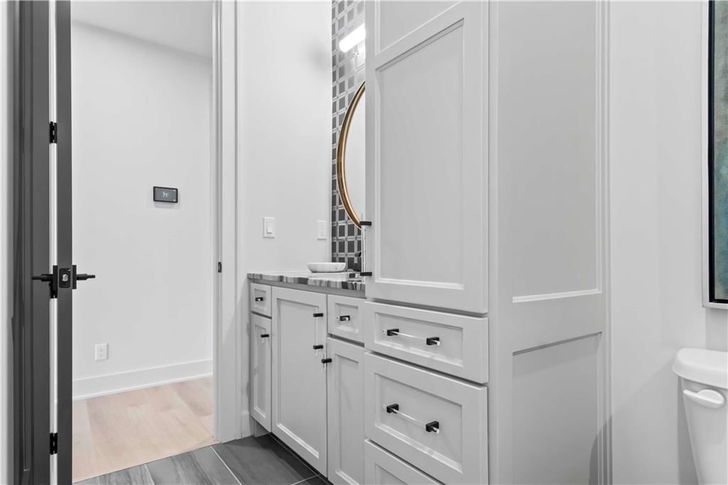 16010 Glenfinnan Way — photo 81
