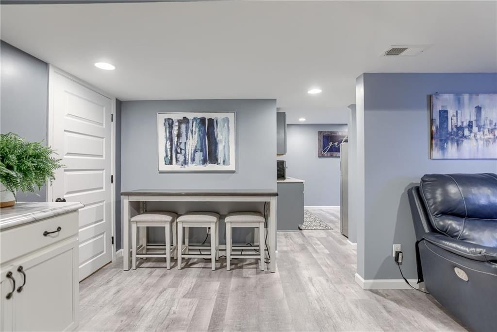 15403 S Hillside Street — photo 41