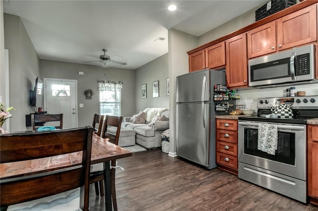 128 S Poplar Street — photo 11