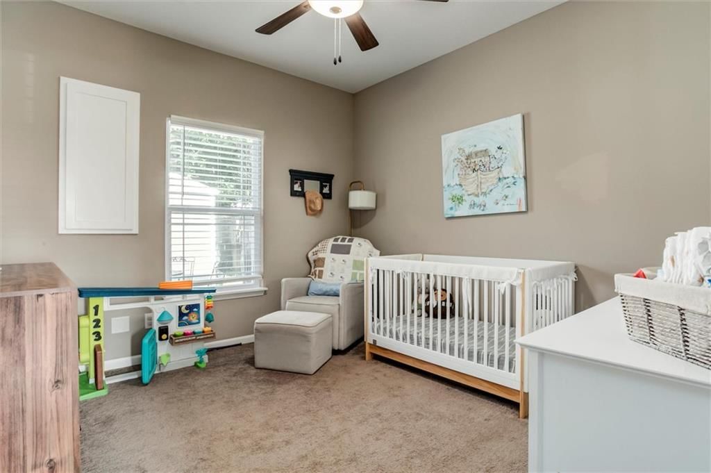128 S Poplar Street — photo 15