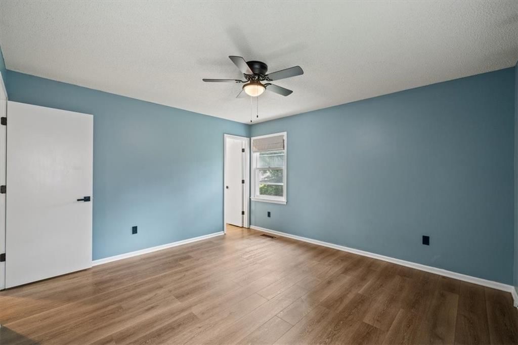 209 S Normandy Drive — photo 10