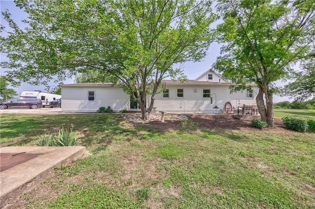 24853 Linwood Road — photo 5