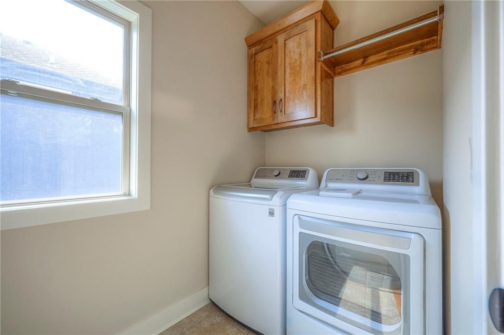 1225 Buckingham Court — photo 14