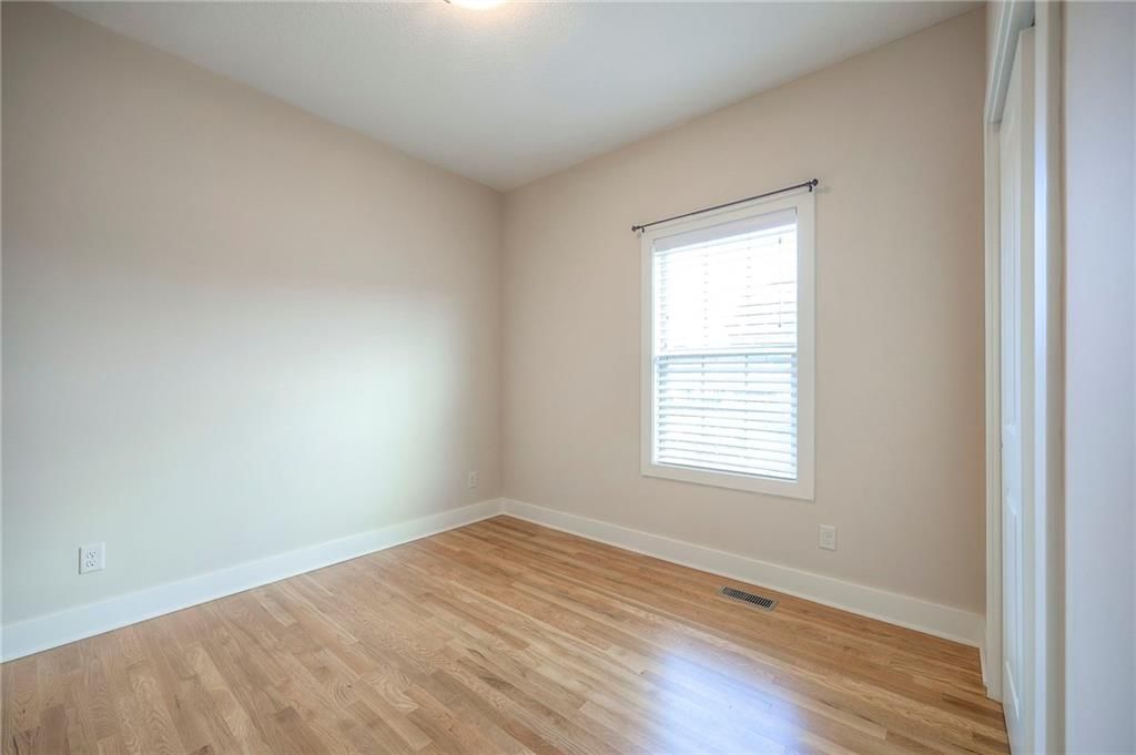 1225 Buckingham Court — photo 23