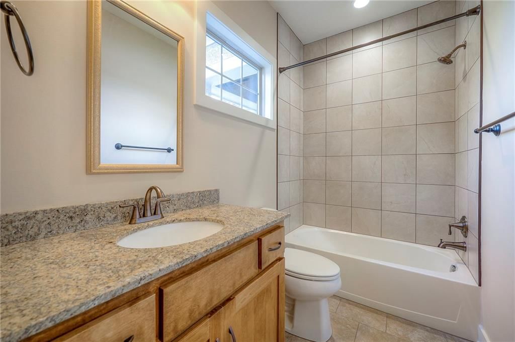 1225 Buckingham Court — photo 25