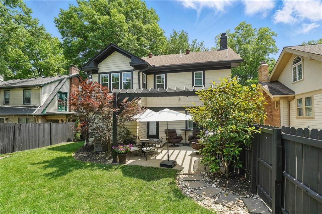7228 Belleview Avenue — photo 42