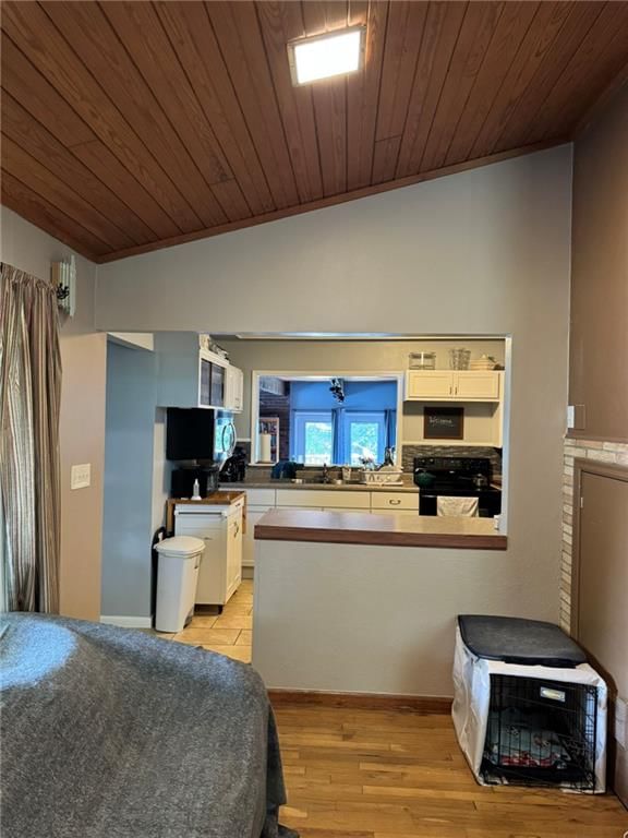 1607 S Olive Street — photo 10
