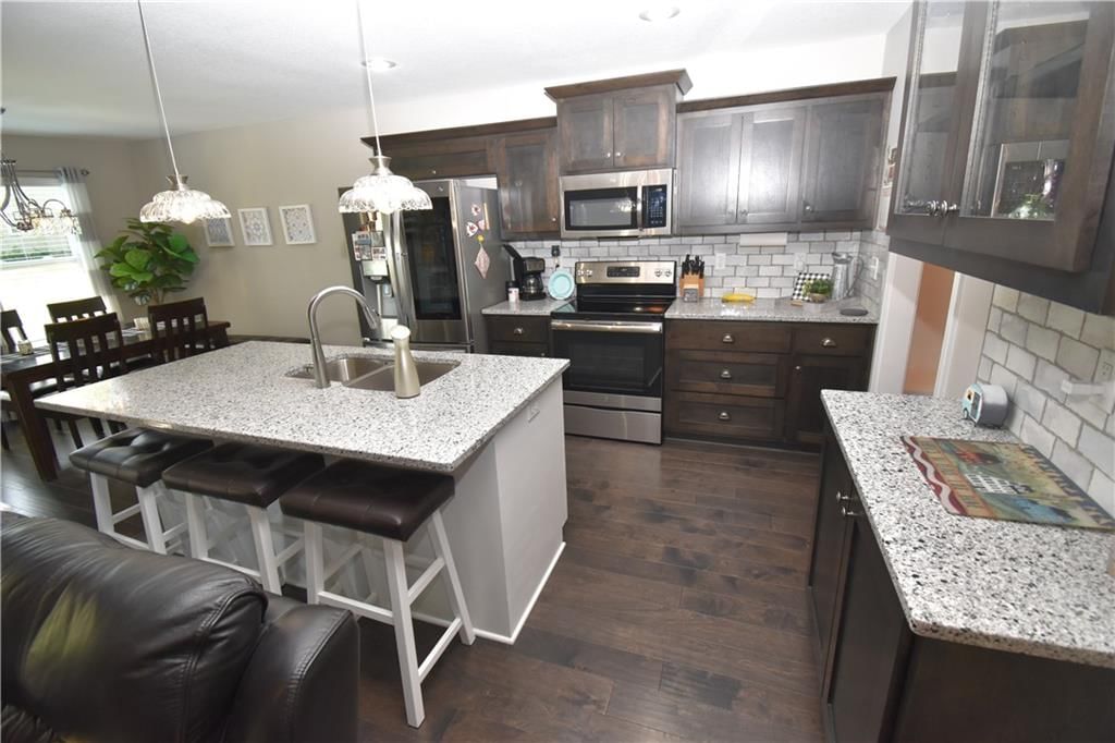 2015 Creek View Lane — photo 12