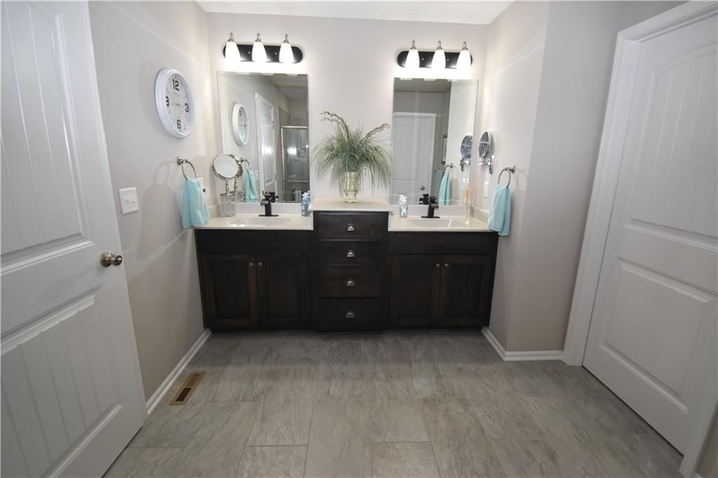 2015 Creek View Lane — photo 20