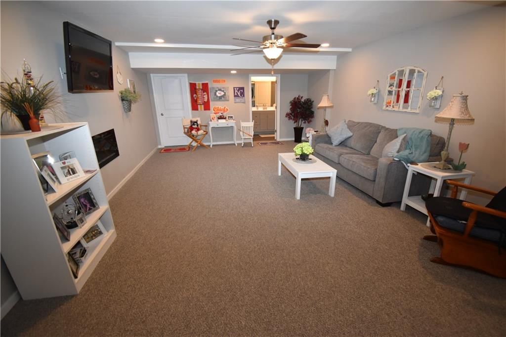 2015 Creek View Lane — photo 29