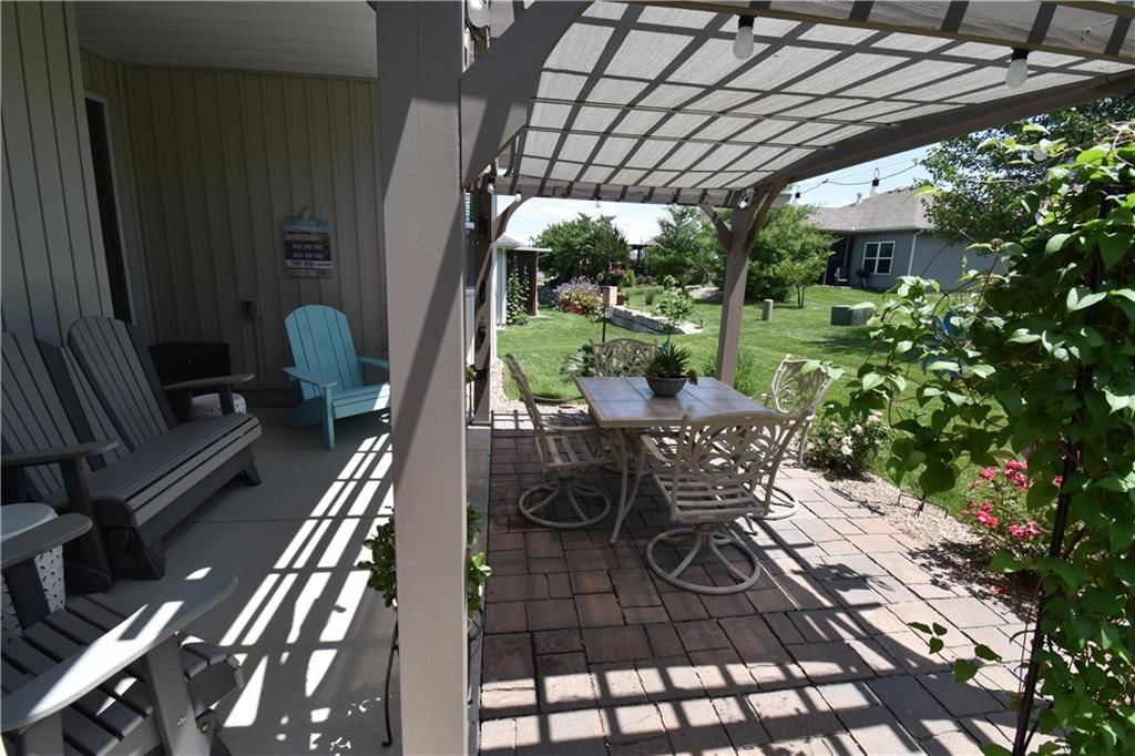 2015 Creek View Lane — photo 34