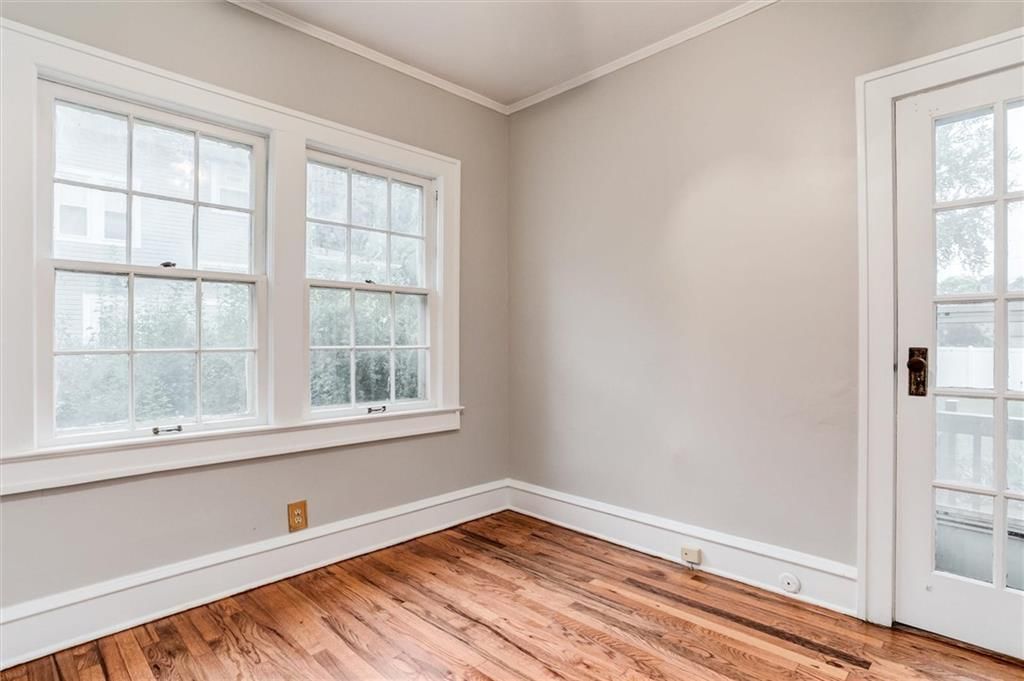 108 SW Madison Street — photo 16