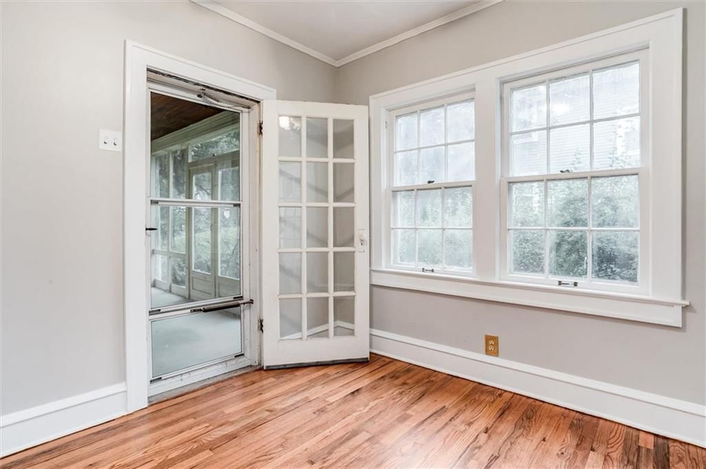 108 SW Madison Street — photo 17