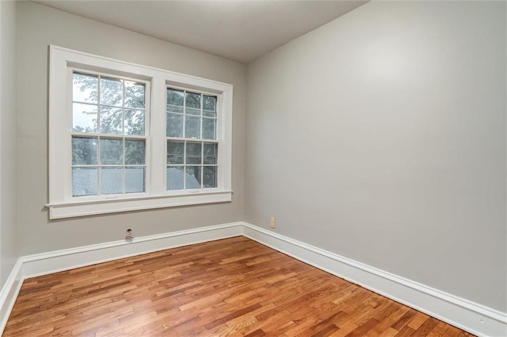 108 SW Madison Street — photo 20