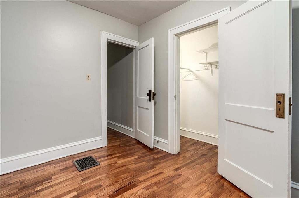 108 SW Madison Street — photo 21