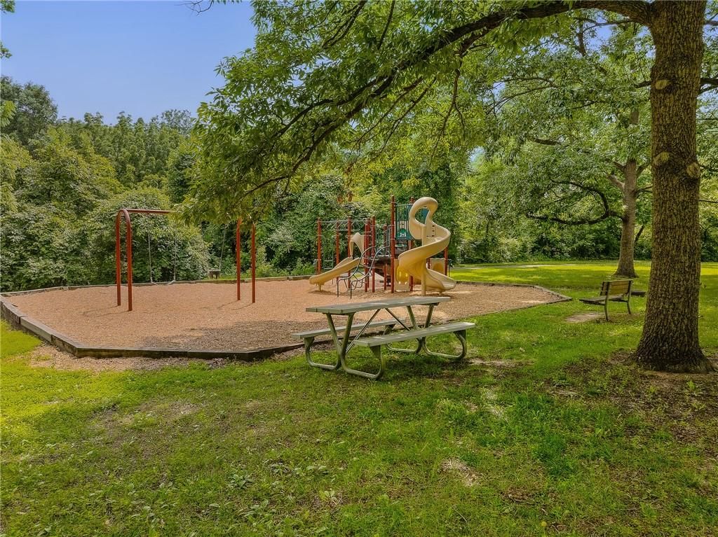 10417 Outlook Drive — photo 33