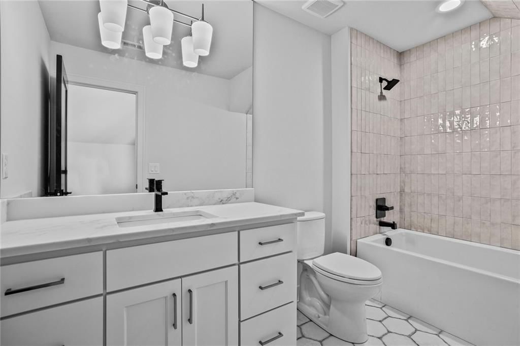 7124 Cedar Street — photo 22