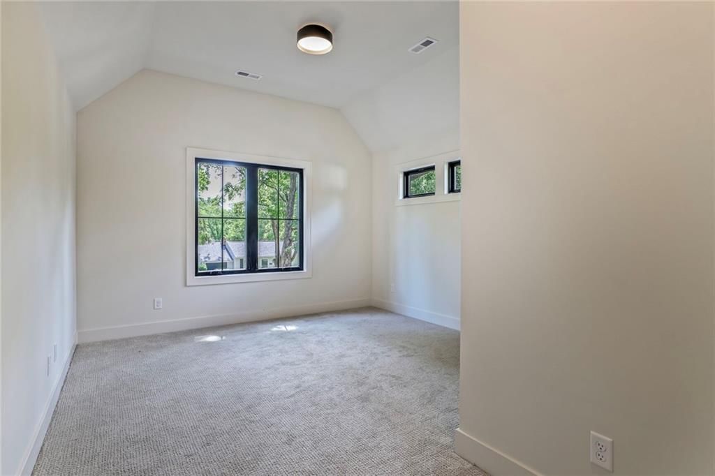 7124 Cedar Street — photo 24