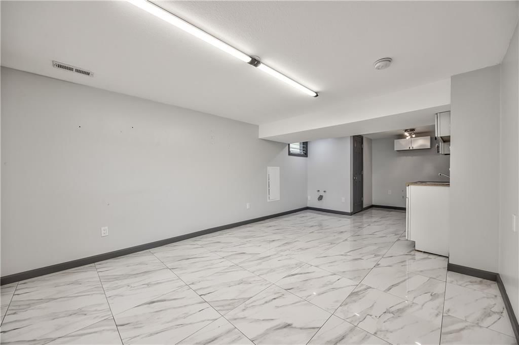 1017 cherokee Street — photo 16