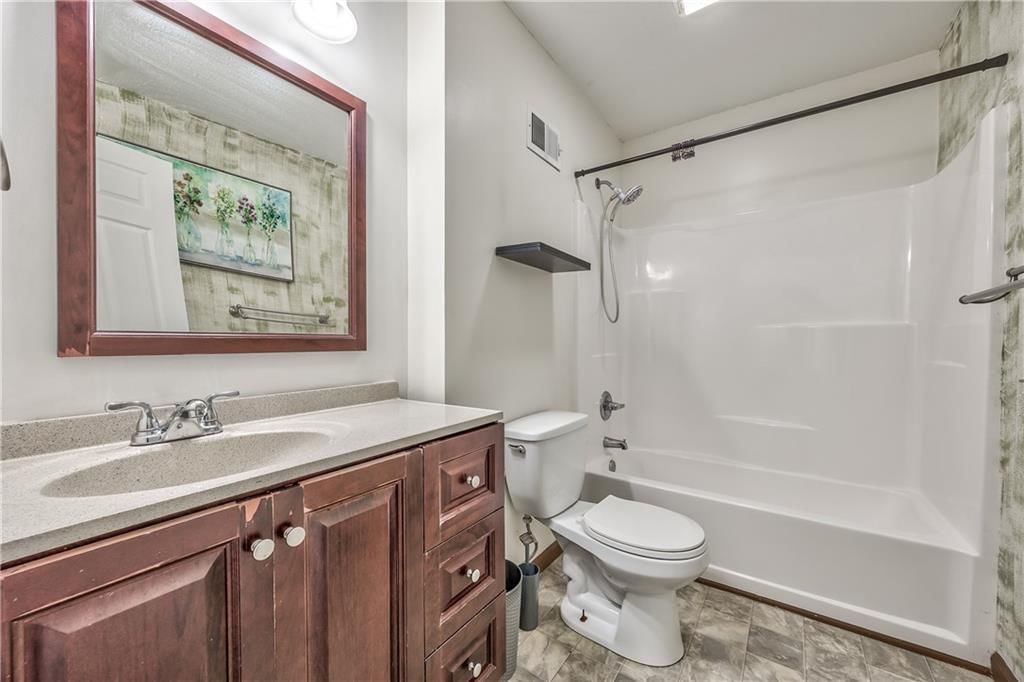 1017 cherokee Street — photo 19