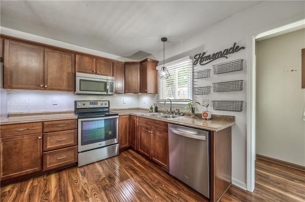 1017 cherokee Street — photo 23
