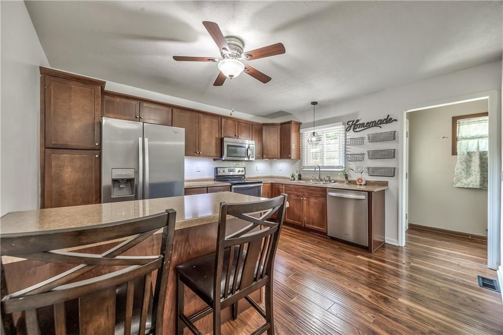 1017 cherokee Street — photo 24