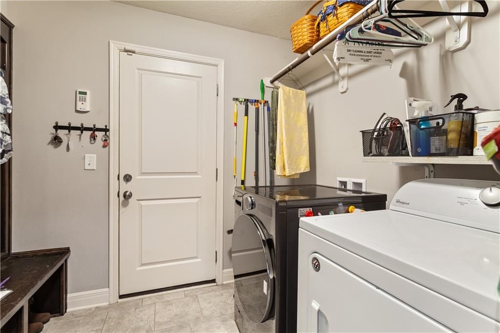 908 SE Amber Court — photo 13