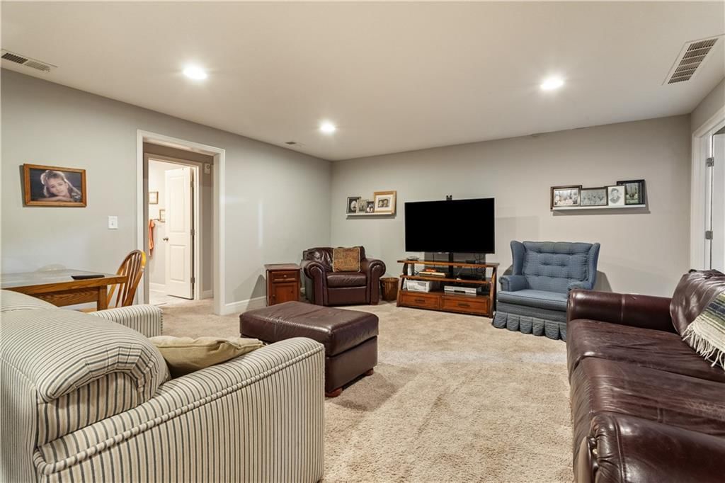 908 SE Amber Court — photo 23