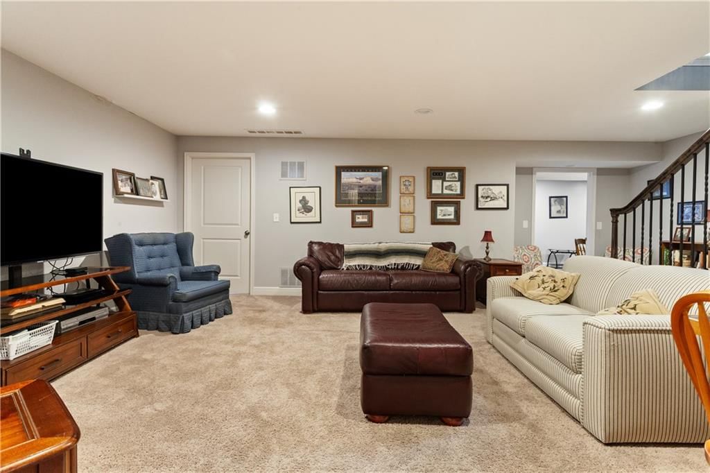 908 SE Amber Court — photo 26