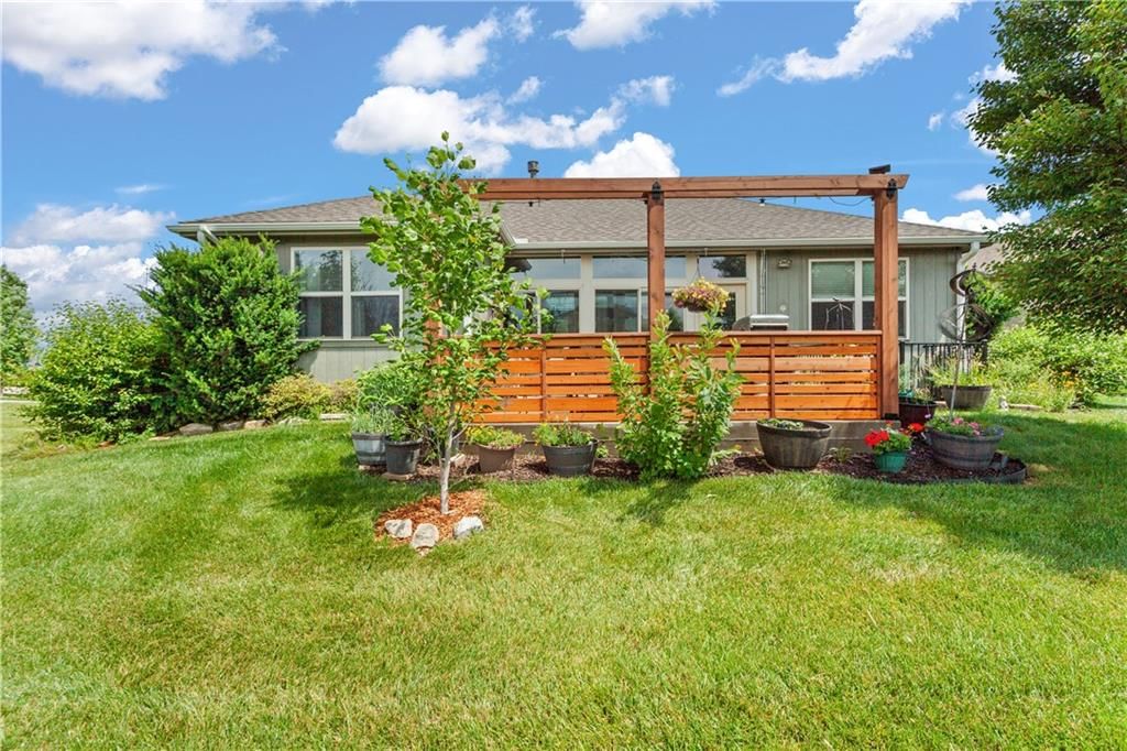908 SE Amber Court — photo 31