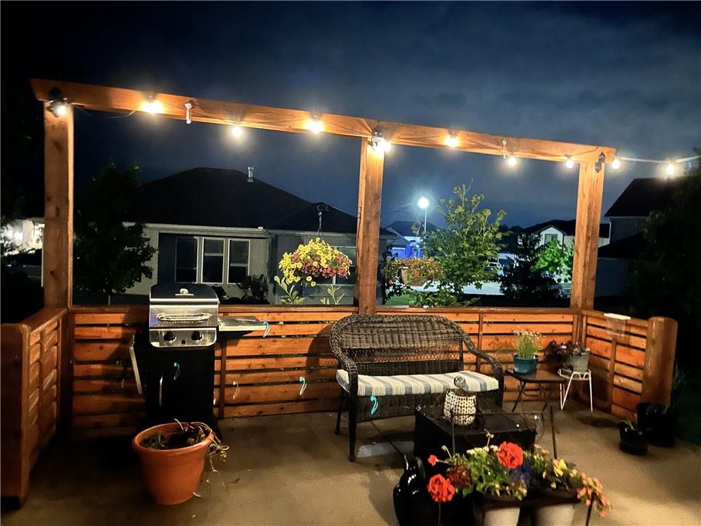 908 SE Amber Court — photo 33