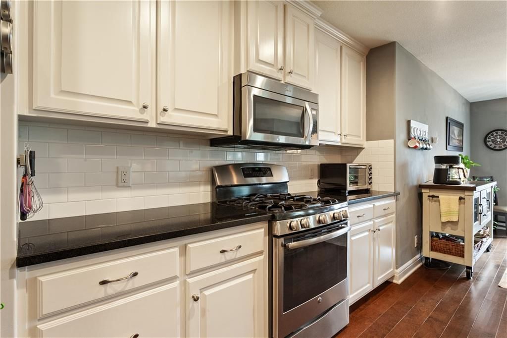 908 SE Amber Court — photo 9