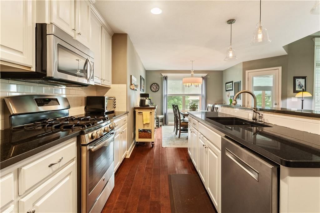 908 SE Amber Court — photo 10