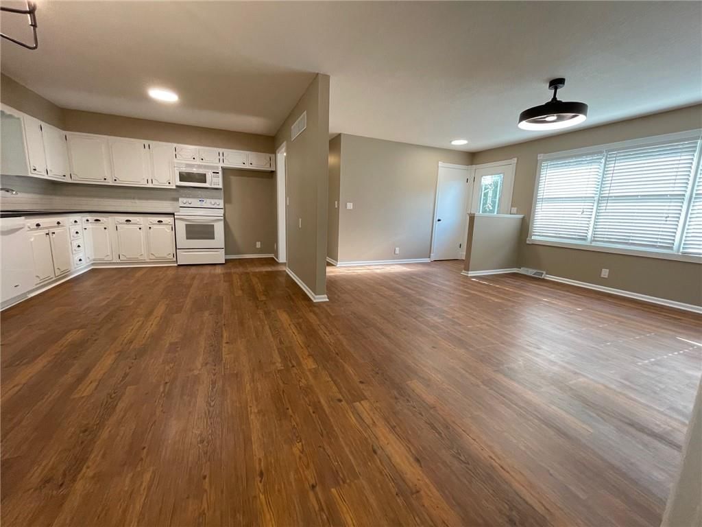 1005 Scott Drive — photo 8