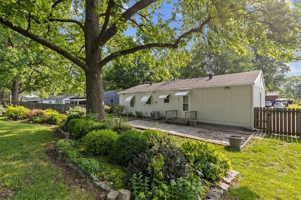 1208 N Indian Lane — photo 15