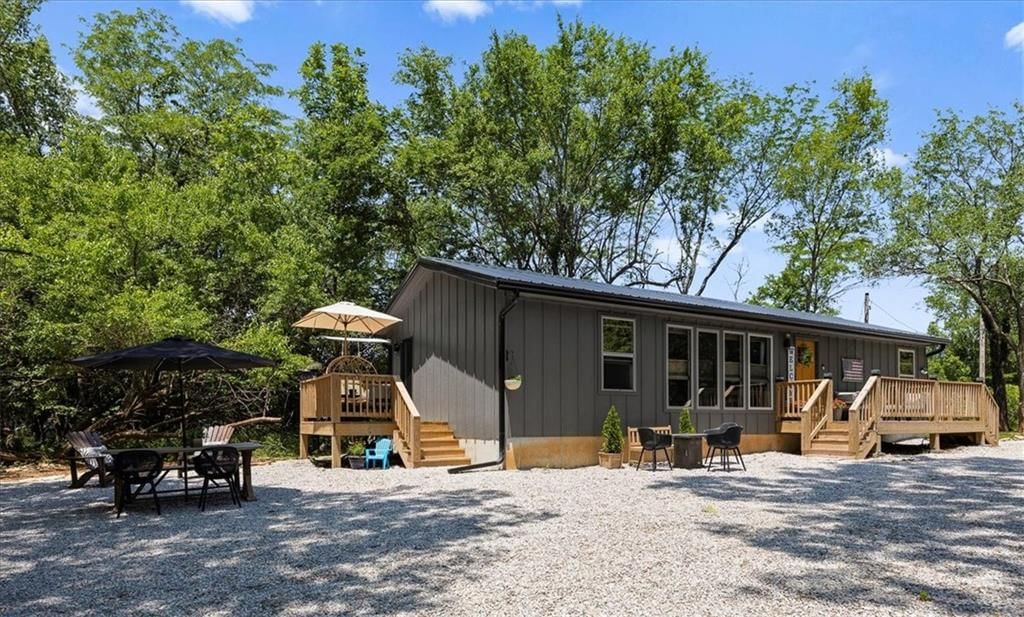 158 Kansas Drive — photo 18