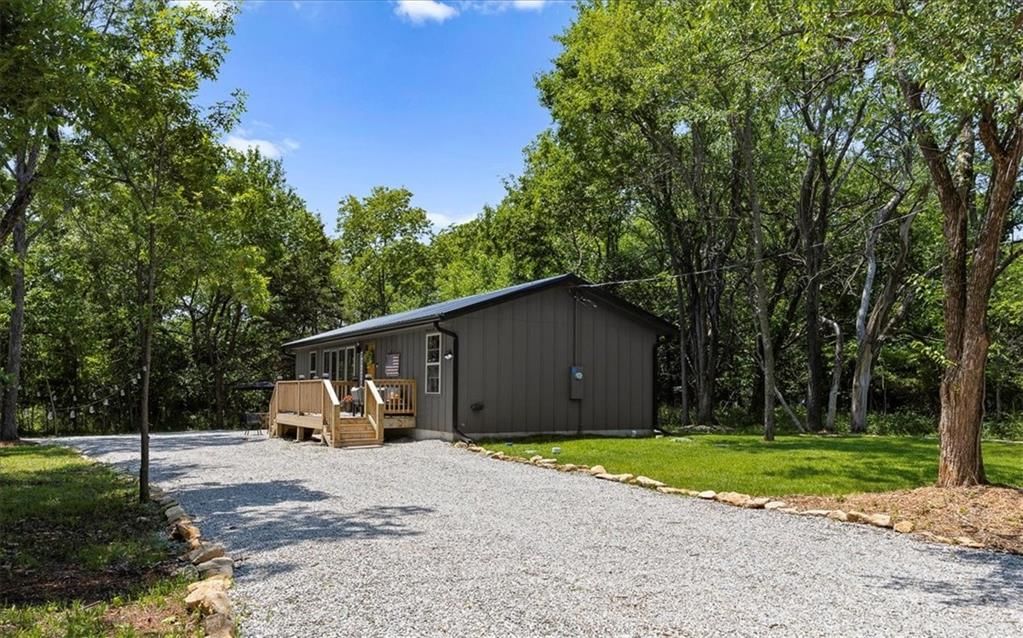 158 Kansas Drive — photo 19