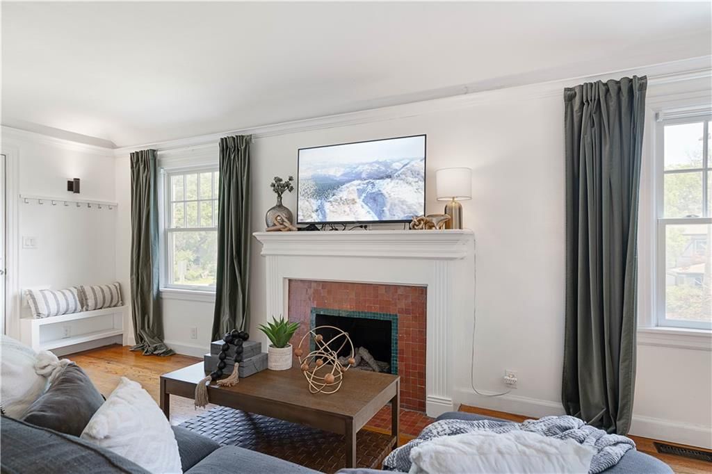 4804 Holly Street — photo 8
